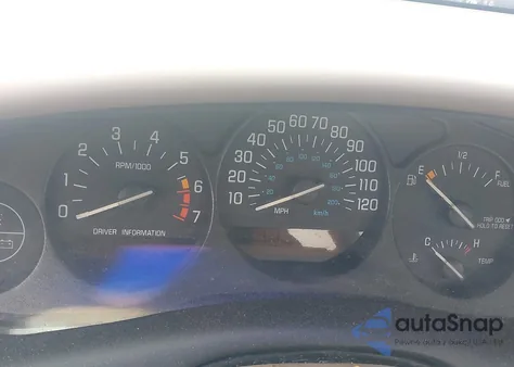 2001 Buick Regal Gs z USA, uszkodzony, nr VIN 2G4WF551311121257